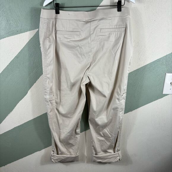 Chico's Women's Size 2.5 (L/14) Beige Crop Pants Cotton Blend Stretch Pants - Picture 12 of 12